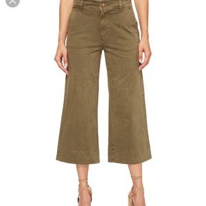 Lucky Brand wise leg crop pants
